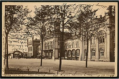 Odense. Ved Statsbanegaarden. Stenders no. 27330. 