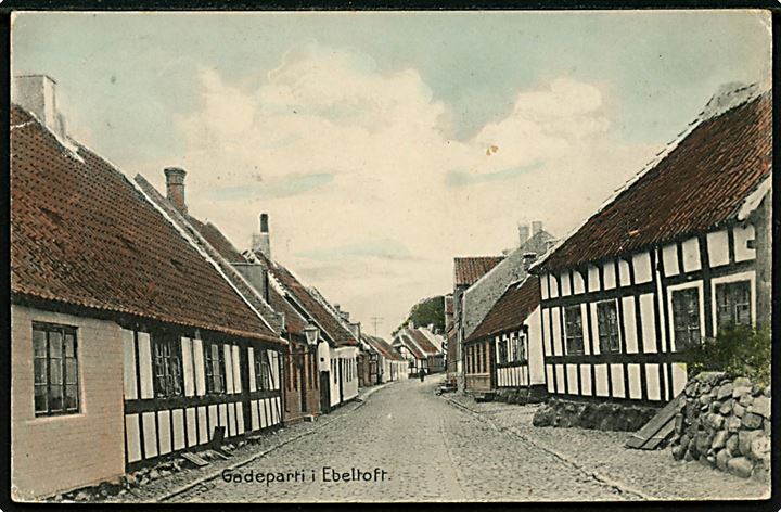 Ebeltoft. Gadeparti. H.A. Ebbesen no. 456.