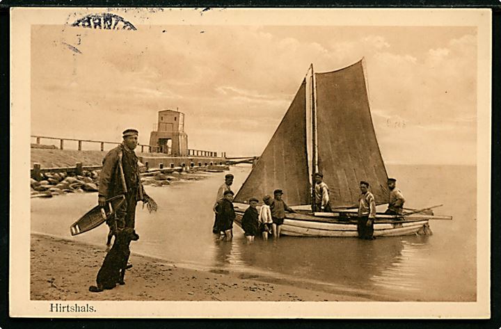 Hirtshals. Ved vandet med sejlbaad. Alex Vincents Kunstforlag no. 505.