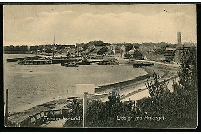 Frederikssund. Udsigt fra Anlæget over havnen. U/no. 