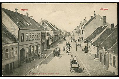 Bogense. Adelgade med flere butikker. Niels Ehlerts Boghandel no. 4076. 