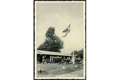 Jægerspris, fra Lejren, Honnør for Flaget. E. Rose no. 4.