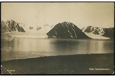 Svalbard / Spitzbergen. Fjordparti. P. Heckscher no. 2558. Hj.knæk.