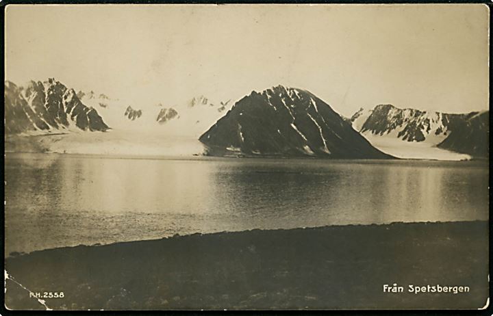 Svalbard / Spitzbergen. Fjordparti. P. Heckscher no. 2558. Hj.knæk.