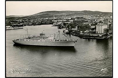 Oslofjorden, M/S, Norsk Amerika Linie i Oslo havn. Harstad no. 88A.