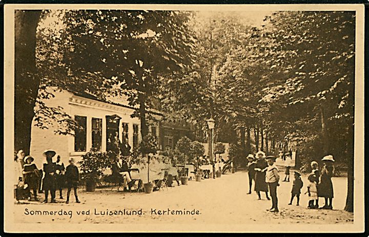 Kerteminde, sommerdag ved Luisenlund. M. P. Erichsen no. 38264.