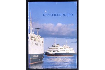 Den sejlende Bro - HH-overfarten 1892-1992 af Kenno Pedersen. 158 sider illustreret søfartshistorie om Helsingør-Helsingborg overfarten.