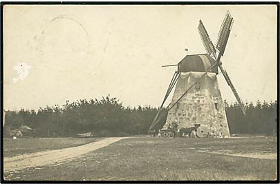 Svaneke. Frenne Mølle. Fotokort af Fred. Jensen, Svaneke u/no. 