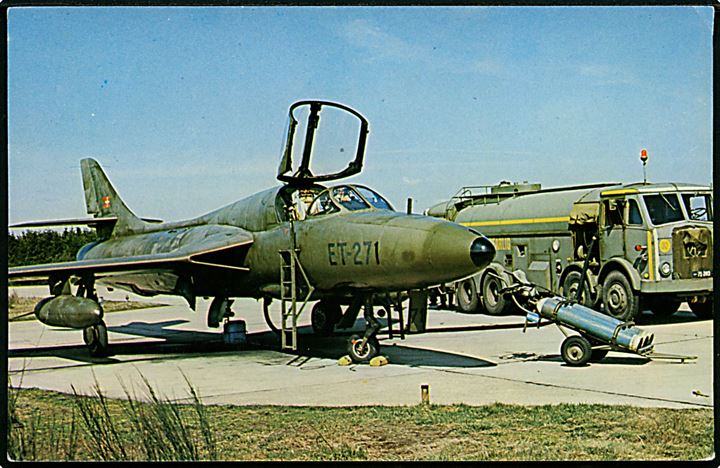 Hawker Hunter ET-271 fra eskadrille 724 på Flyvestation Skrydstrup 1973. Dan Mil no. 2.