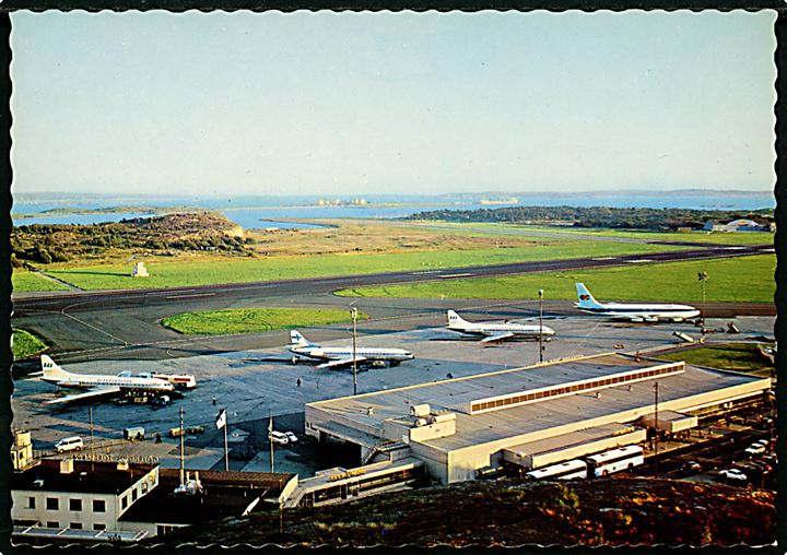 Sverige, Torslanda lufthavn ved Göteborg med bl.a. SAS-maskiner.