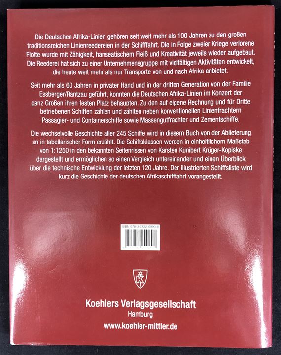 Die Schiffe der Deutschen Afrika-Linien, Karsten Kunibert Krüger-Kopiske. 128 sider illustreret skibsliste med stregtegning og beskrivelse af hvert enkelt skibs historie. 