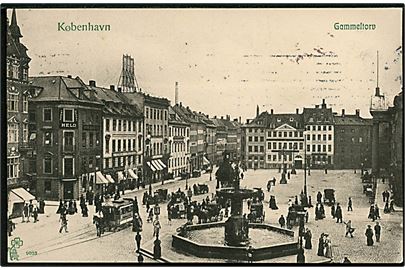 Købh., Gammeltorv med hestetrukken sporvogn og taxaer. Peter Alstrup no. 9033.