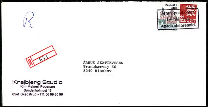 3 kr. Odense 1000 år og 22 kr. Rigsvåben på aflangt anbefalet brev fra Skødstrup annulleret med rammestempel Århus postkontor Værdi/ekspresafd. d. 14.3.1988 til Risskov. Blanko Rec.-etiket.