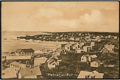 Island, Hafnafjärdur, udsigt over byen. E. Jacobsen u/no.