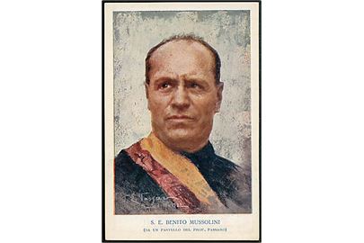 Tegnet kort af S.E. Benito Mussolini. 