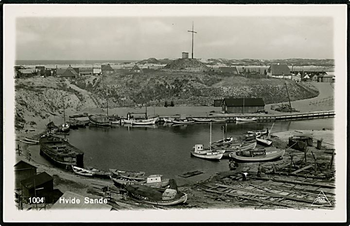 Hvide Sande, havn med fiskefartøjer. Pors no. 1004.