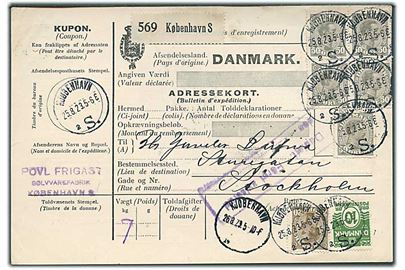 10 øre Bølgelinie, 20 øre og 50 øre (5) Chr. X på 2,80 kr. frankeret internationalt adressekort for pakke fra Kjøbenhavn d. 25.8.1923 til Stockholm, Sverige.