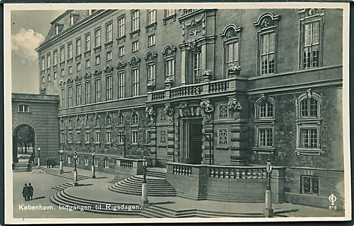 Indgangen til Christiansborg i København. J.C.O. no. 613.