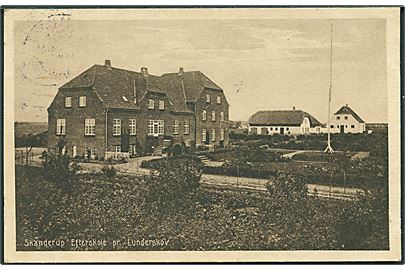 Skanderup Efterskole pr. Lunderskov. Stenders no. 47701.