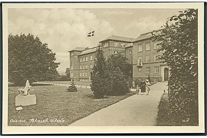 Teknisk Skole i Odense. Stenders Odense nr. 280.