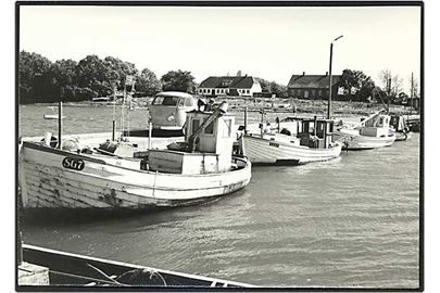 Parti fra havnen i Bøjden. Dansk Villa Foto u/no.