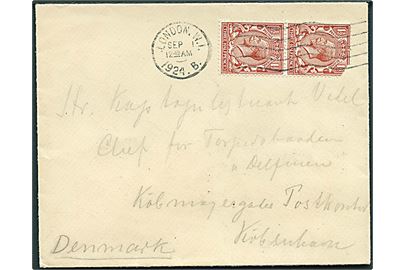 1½d George V (par) på brev fra London d. 1.9.1924 til Chefen for Torpedobaaden Delfinen, Købmagergades Postkontor, København, Danmark. Et mærke defekt.