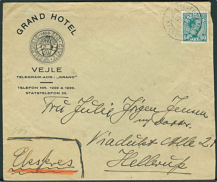 60 øre Chr. X single på fortrykt kuvert fra Grand Hotel i Vejle sendt som ekspres og annulleret med bureaustempel Fredericia - Aalborg T.956 d. 10.7.1926 til Hellerup.