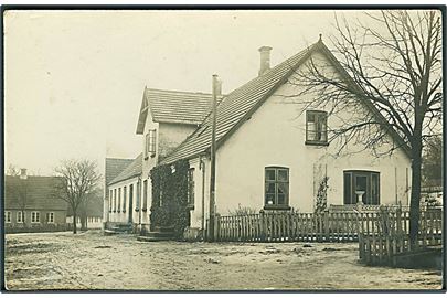 Dalbyneder Skole. Fotokort u/no.