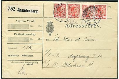 10 øre Chr. X (4) på adressebrev for pakke fra Skanderborg d. 10.9.1918 til København. Påskrevet Afs. F.