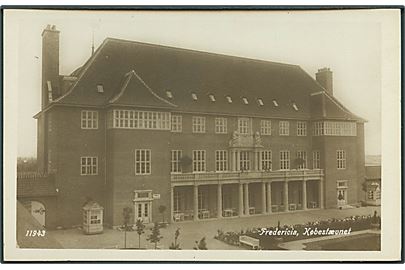 Købestævnet i Fredericia. Fotokort no. 11943.