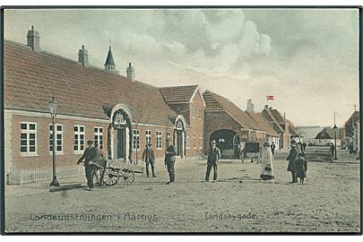 Landsudstillingen i Aarhus. Landsbygade. Stenders no. 18412. (Limrester på adressesiden). 