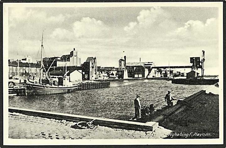 Havneparti fra Nykøbing F. Jernbanekiosken no. 6700.