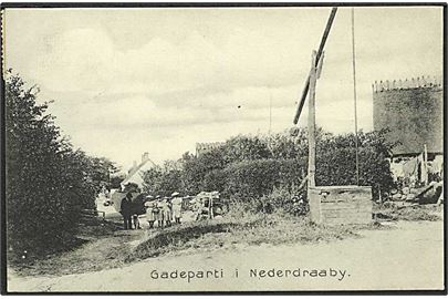 Gadeparti fra Nederdraaby. J.J. Ebbesen no. 12117.