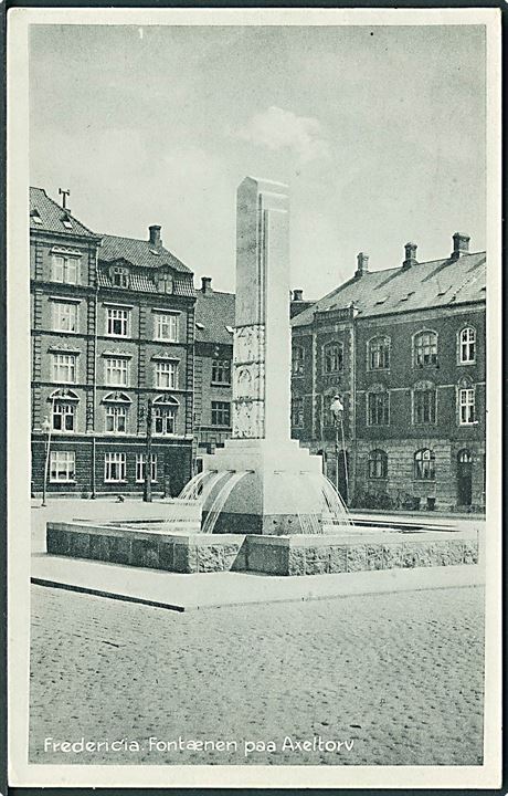 Fontænen paa Axeltorv, Fredericia. Stenders, Fredericia no. 56. 